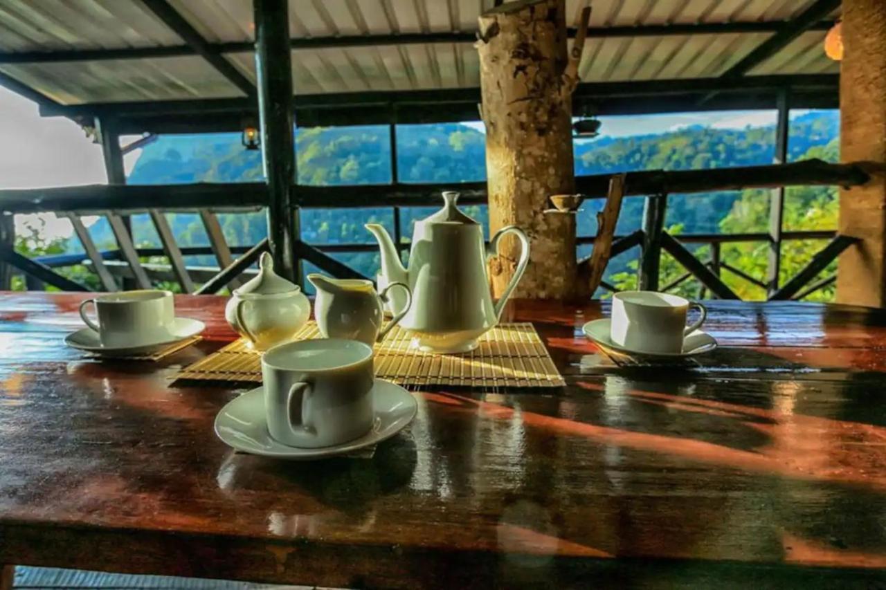 إيلا Hilltop Wood Lodge المظهر الخارجي الصورة
