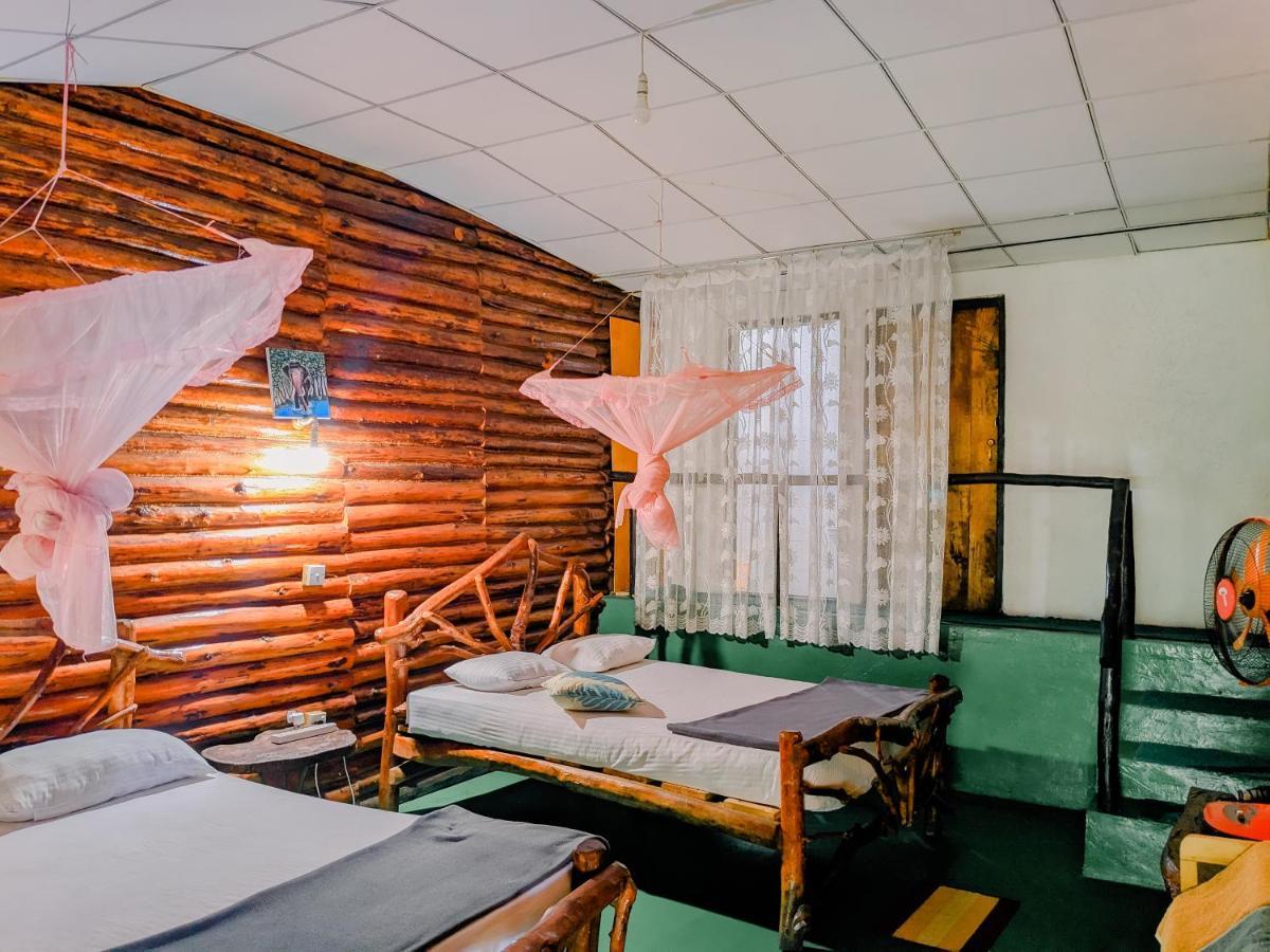 إيلا Hilltop Wood Lodge المظهر الخارجي الصورة