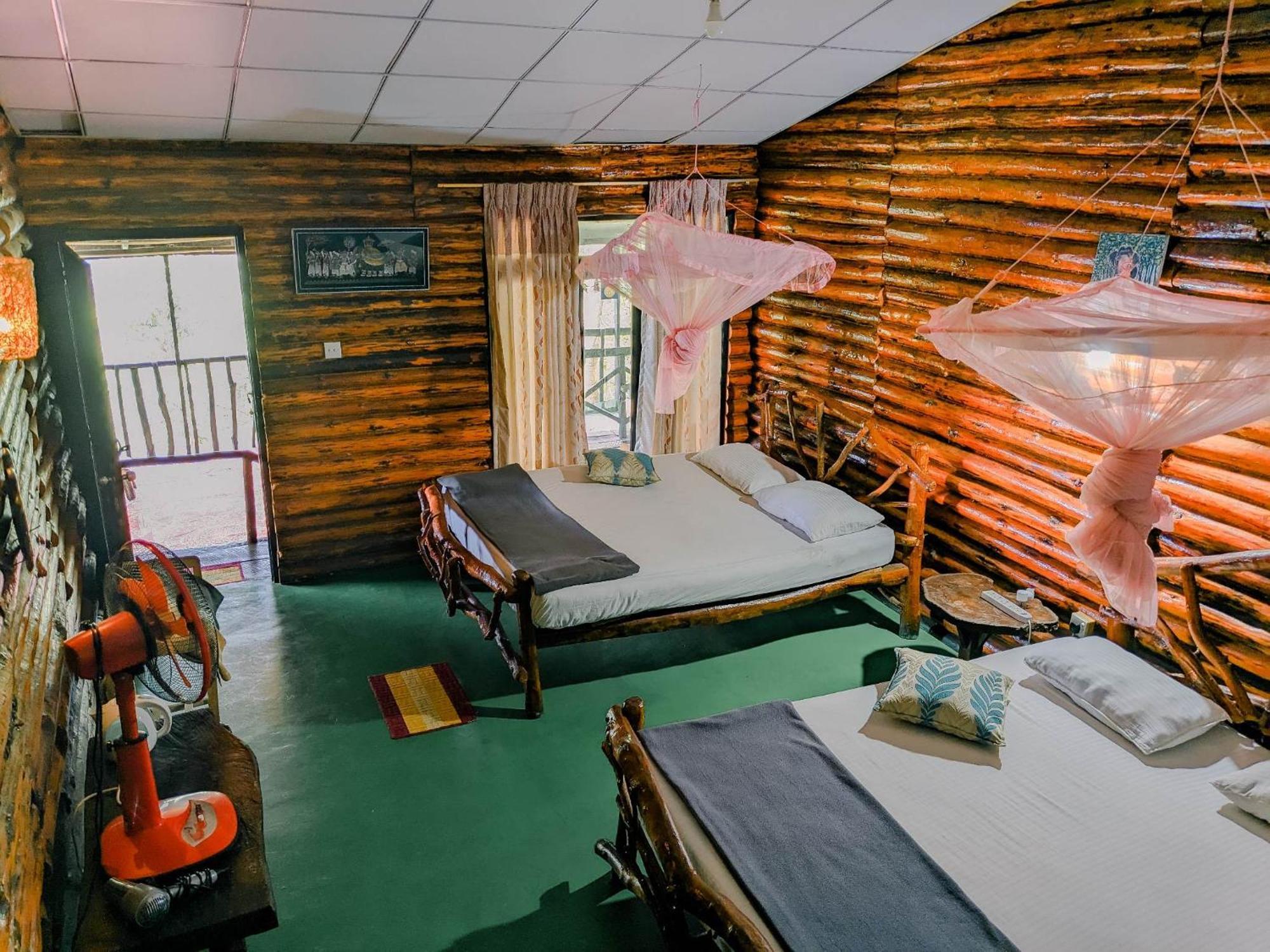 إيلا Hilltop Wood Lodge المظهر الخارجي الصورة